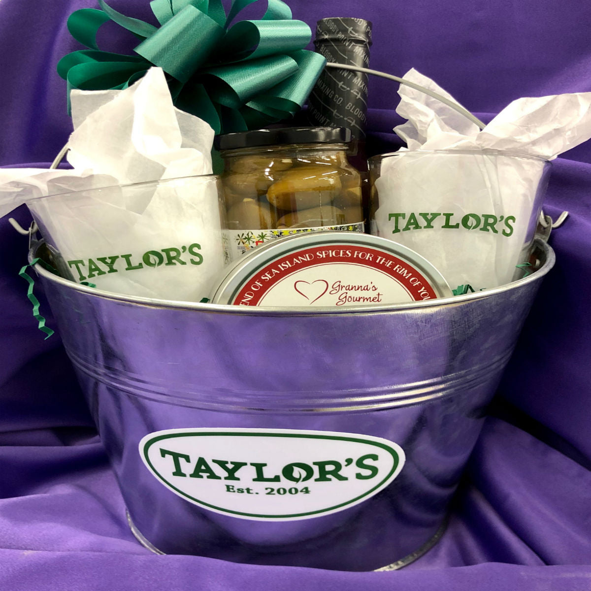 Corporate Gift Ideas Customised for Your Clients | Teals Prairie